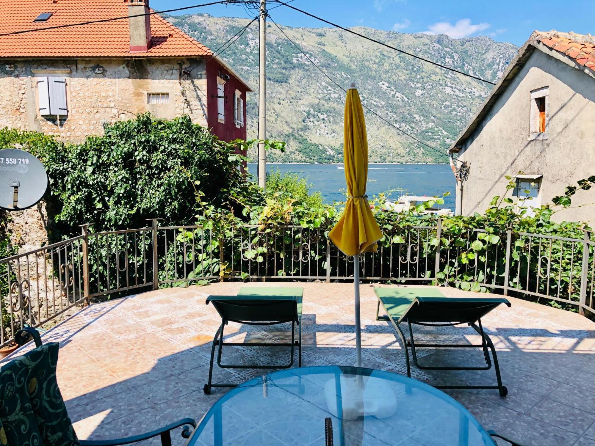 Apartments Djurovic Kotor Rum bild